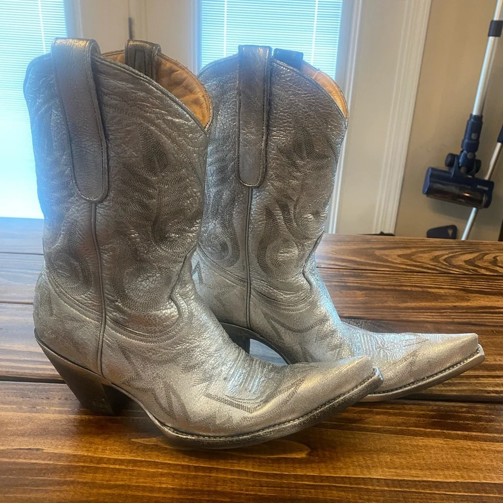 Old Gringo Silver Distressed Cowboy Boots!!! - Picture 1 of 10